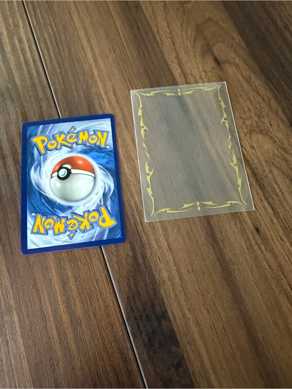Basic Energy Pokémon Card - Picture 2 of 3